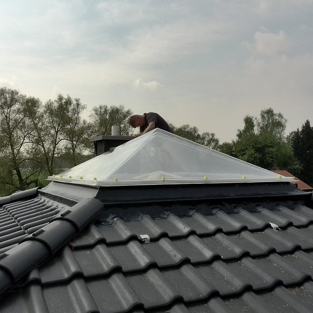 Skylux piramide acrylaat lichtkoepel enkelwandig - pmma helder 0400 x 0700 mm